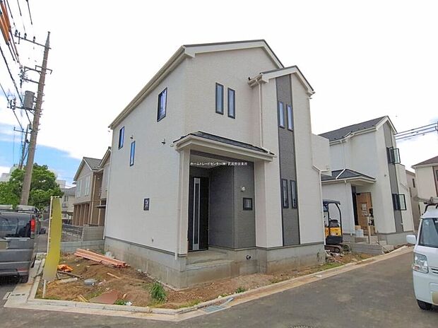 【現地外観写真】N号棟
JR南武線「西府」駅まで徒歩13~14分♪長期優良住宅☆穏やかな時が流れる落ち着いた住環境の低層住宅地。新たな住まいでのびのびとした新生活を始めてみませんか♪