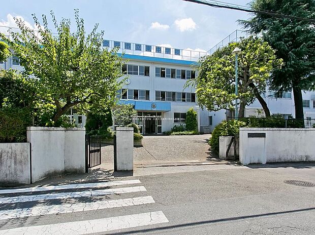小金井市立東中学校(約160m)