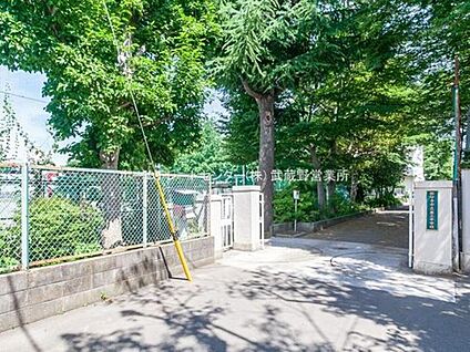 国分寺市立第三中学校 1600m (徒歩20分)