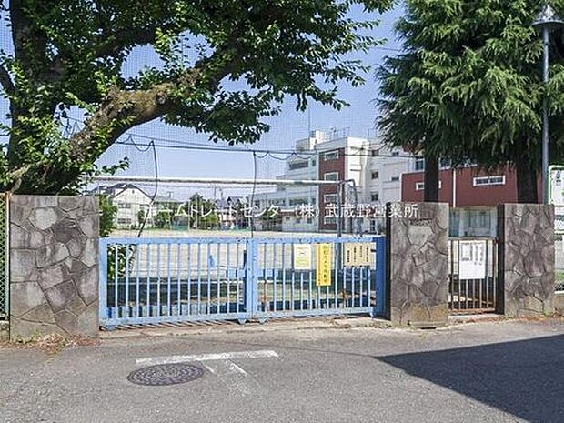小金井市立緑中学校（約650m）