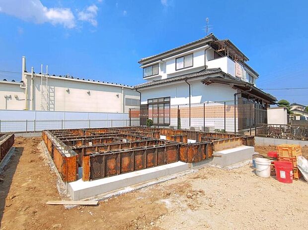 【【現地外観写真】B号棟】住宅性能評価で耐震等級3(最高等級)を取得!お客様を守る大切な住宅だからこそ、第三者の検査を受けて安心して住んでいただける住宅をご案内させて頂きます。
