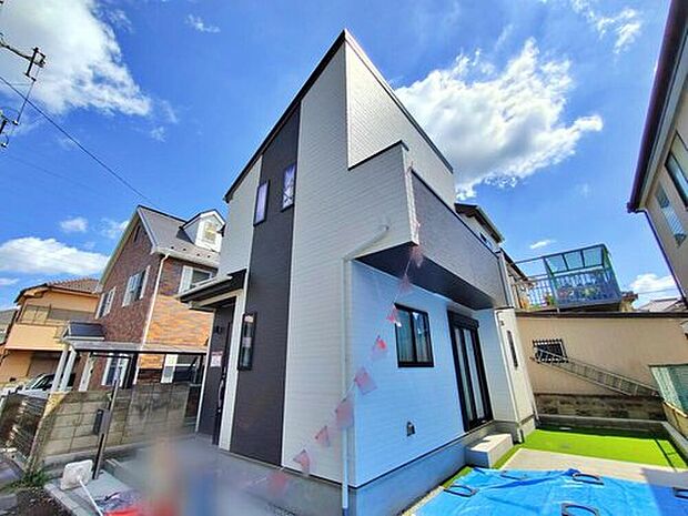 【【現地外観写真】】住宅性能評価で耐震等級3(最高等級)を取得!お客様を守る大切な住宅だからこそ、第三者の検査を受けて安心して住んでいただける住宅をご案内させて頂きます。