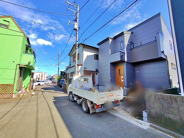 【【前面道路含む現地写真】】気になった物件すぐにご見学対応させていただきます♪平日・お仕事帰りなど、いつでもご案内可能です♪周辺環境と併せて、実際に現地をご確認ください♪