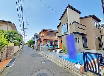 【前面道路含む現地写真】