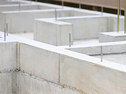 木材のずれを抑える「せん断力負担腰掛座金」