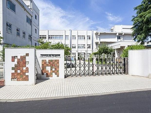国分寺市立第八小学校(約1,000m)