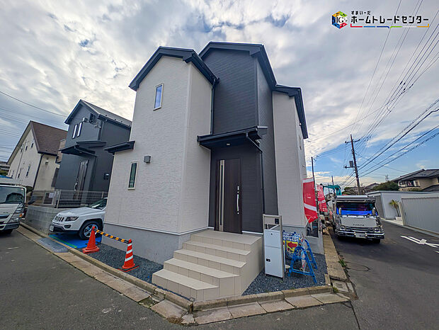 嬉しい仕様がたくさん!
角地、和室、フリースペース、WIC、SIC、リビング収納、セカンド洗面台、駐車1~2台可能等♪