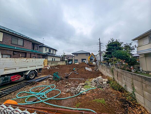 嬉しい仕様・設備がたくさん!
南向き、浴室乾燥機、水廻り集中設計、全洋室、WIC、リビング収納、南面バルコニー、駐車2台可(号棟・車種による)等!