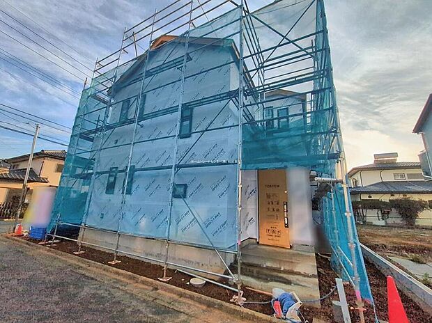 【現地外観写真】お忙しい平日の夜でも、お客様のご都合に合わせて個別にご案内が可能です。 理想の住まいをチェックしてみませんか?まずはお気軽にご相談ください!