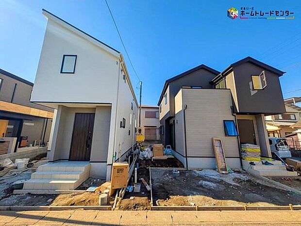 【現地外観写真】この街とこの家で暮らしたくなる魅力が満載。利便性と自然、周辺環境の心地よさは写真や文章では伝えきれません。日々の動線や採光、周辺施設との距離感まで、ぜひ現地でご体感ください。
