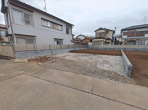 【前面道路含む現地写真】2026年6月完成予定!
平日・お仕事帰りなど、いつでもご案内致します!
お気軽にお問い合わせ下さい。