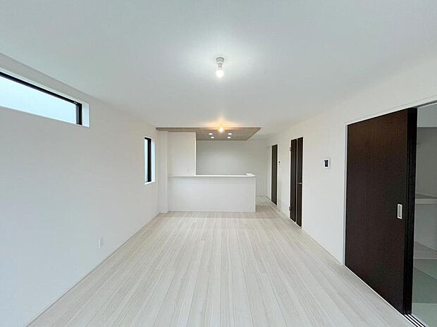 ◆LDKはご家族みんなが揃う大切な空間です♪テーブルやソファ、カーテン選び、レイアウトを考えるのも楽しいですね♪笑顔溢れる楽しい暮らしをイメージしながらご見学ください♪