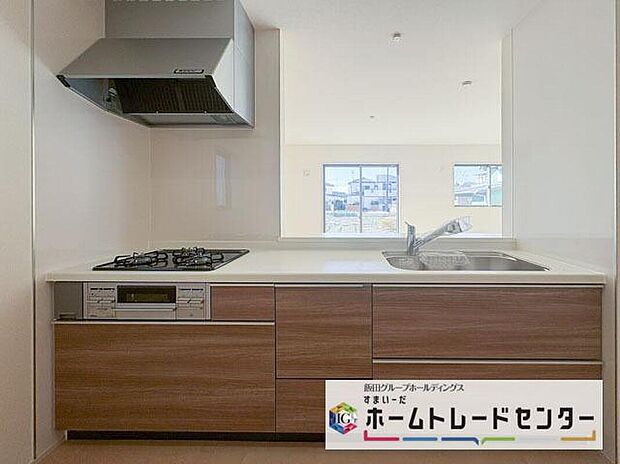 ◆人気の対面式キッチン。お食事の準備をしながらでもご家族とのコミュニケーションを楽しめます♪ぜひご見学の際にはキッチンに立ち、生活をイメージしてください。