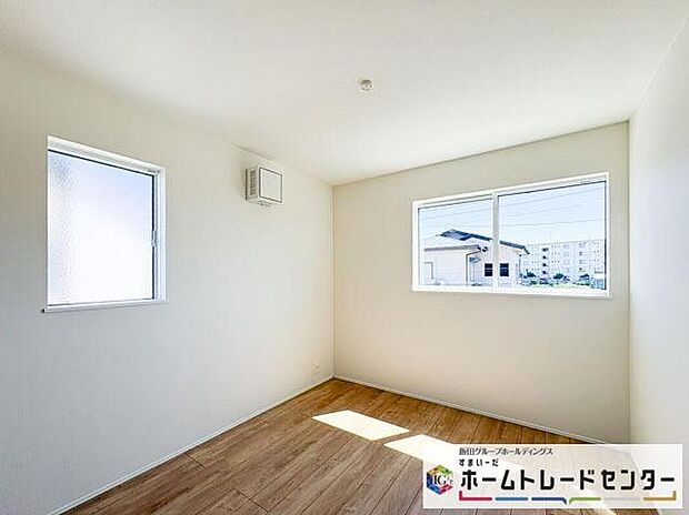 ◆居室のサッシにはペアガラスを採用、高い断熱性による省エネと結露対策に有効です。室内を快適な空間に代えてくれます。現地の通風や採光も実際にご確認下さいませ。