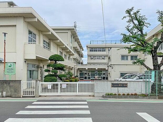 さいたま市立新和小学校（約3,000m）