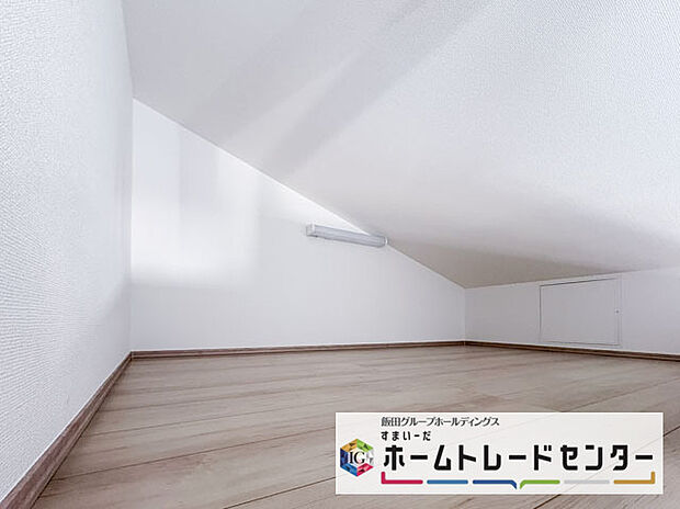 【ベッドルーム】ベッドルーム