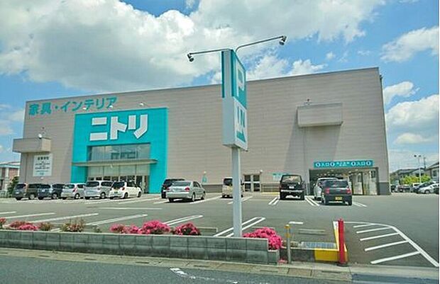 ニトリ岩槻店（約160m）