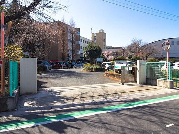 桶川市立桶川東中学校（約640m）