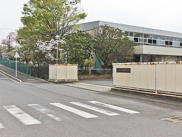 さいたま市立柏陽中学校(約870m)