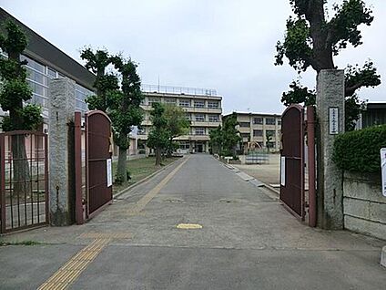 久喜市立久喜小学校 1280ｍ(徒歩16分)