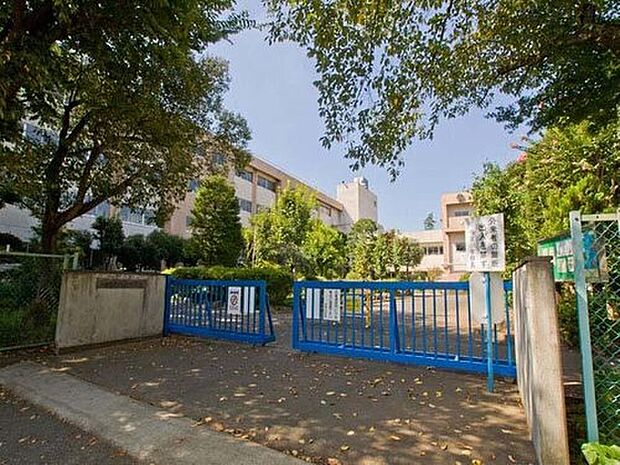 上尾市立今泉小学校（約270m）
