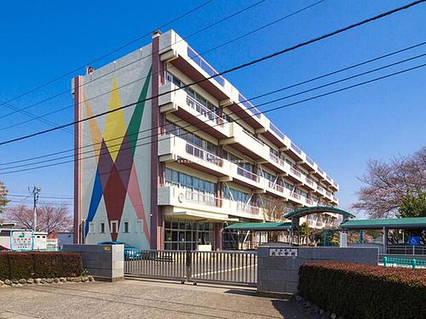 北本市立北小学校（約750m）