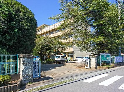 上尾市立上平中学校 1700ｍ(徒歩22分)