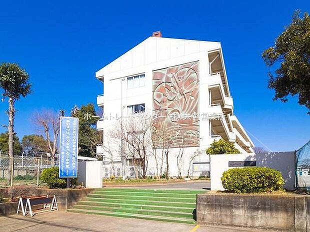 上尾市立大石北小学校(約600m)