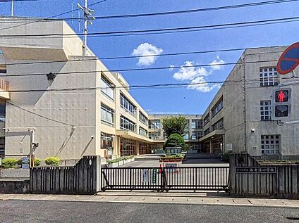 さいたま市立海老沼小学校 1150m( 徒歩15分)