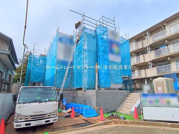 全棟　敷地３８坪超！カースペース２台可☆（車種によります）