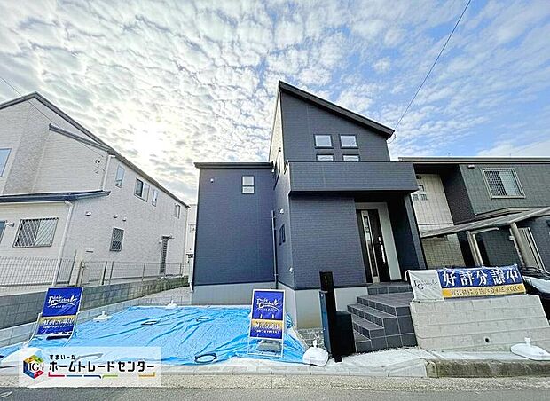 相鉄本線「鶴ヶ峰」駅バス５分「白根台第１」停歩１分☆
限定１棟　新築分譲住宅です☆