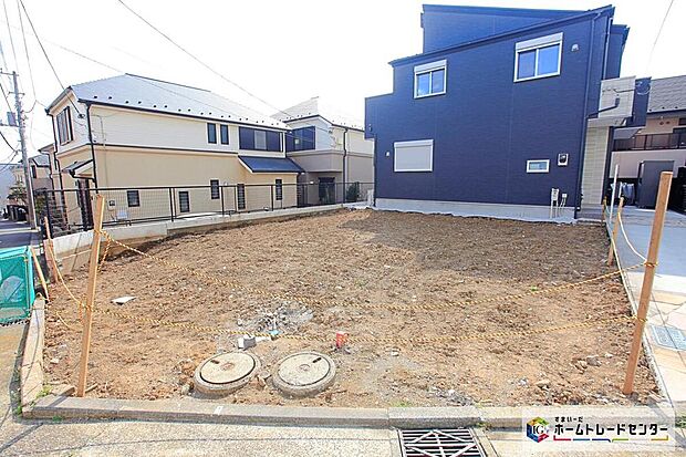 敷地面積31坪、カースペース1台分&庭スペースございます!
リビング広々18帖☆全居室に収納完備、ご家族でゆったり過ごせる4LDKプランです☆