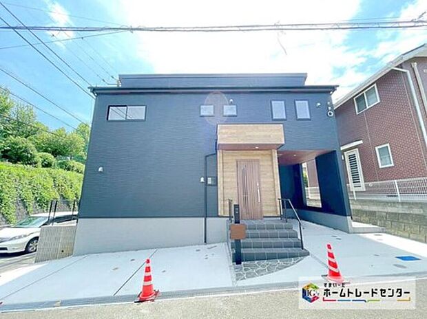 【現地外観写真】嬉しい！”食洗機・浴室乾燥機”標準装備♪リビング床暖房もございます！
充実の設備仕様、ゆったりとした新生活を♪