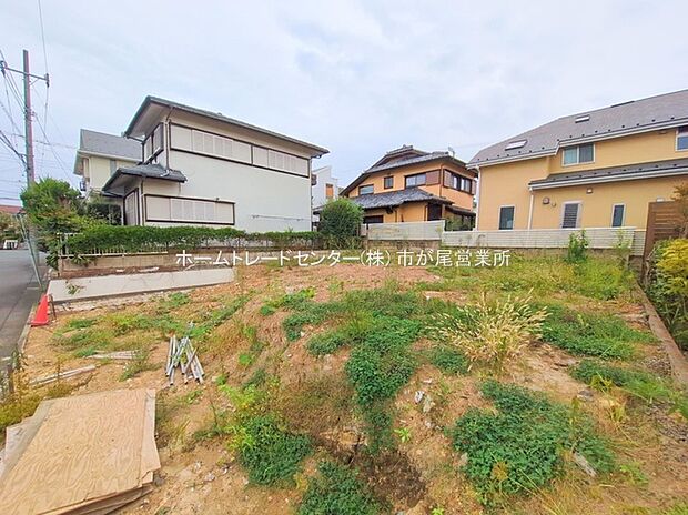 【現地写真】リビング広々１８．７５帖、ゆとりの４LDKプランです☆シューズインクロークやパントリーもあり、収納豊富です！