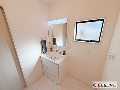 安心を支える「鉄筋入りコンクリートベタ基礎」