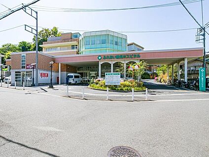 ふれあい鶴見ホスピタル 1700m (徒歩２２分／車１０分)