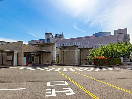 虎の門病院分院 2120m(徒歩27分/車7分)