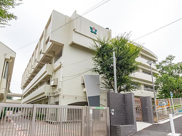 横浜市立下田小学校(約390m)
