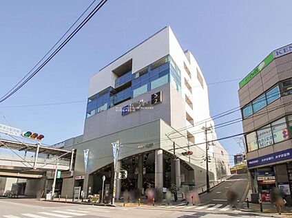 東急電鉄「青葉台」駅 2700m(バス７分「中谷都」停　徒歩５分)