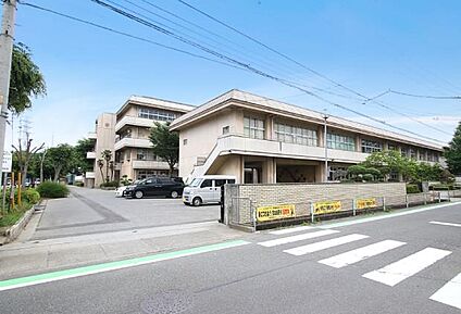 富士見中学校 現地から2580m～2600m。(自転車で15分。(最長))