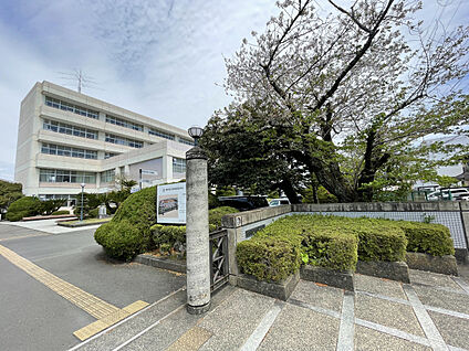静岡高校 現地から450m。(徒歩6分。)