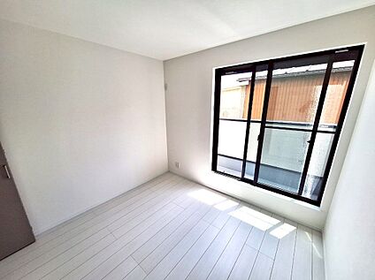 洋室（約4.8帖）