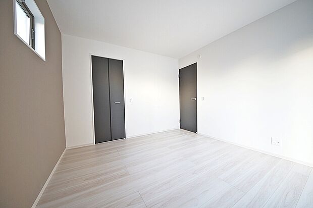 全居室二面採光＋収納完備、風通しが良く整理整頓が捗ります