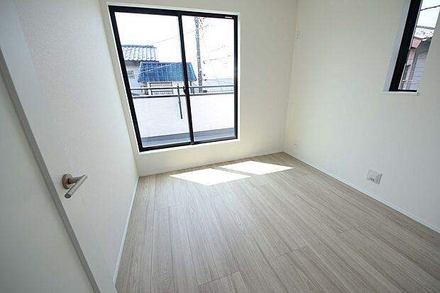 全居室二面採光+収納完備、どのお部屋も風通しがが良く整理整頓が捗ります