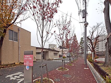 上の原さくら保育園 約343m