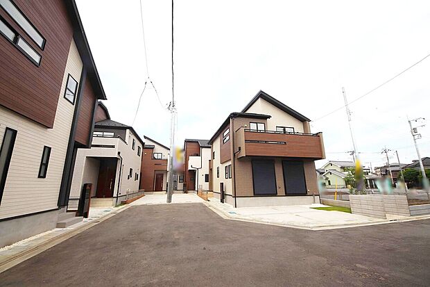 【外観】徒歩10分圏内に小学校・コンビニ・公園・郵便局・新座市役所栄出張所など