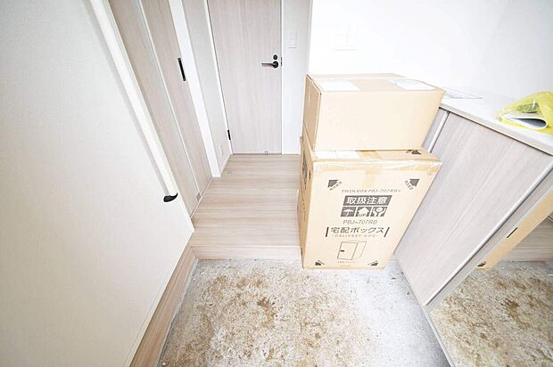 【玄関】玄関キーはピッキングに強いディンプルキーです
