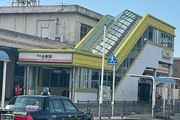 南海高野線「金剛」駅(約1,700m)