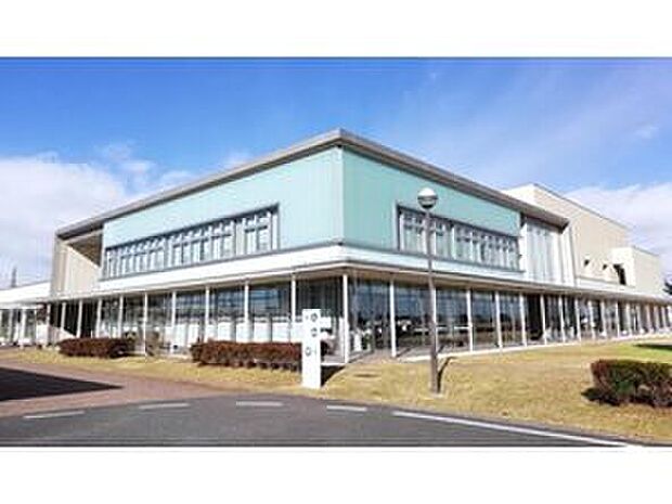 宇都宮市立南図書館(約1,220m)