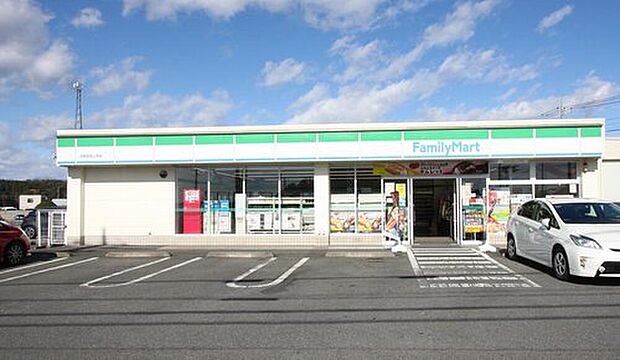 ファミリーマート 宇都宮砥上町店(約930m)